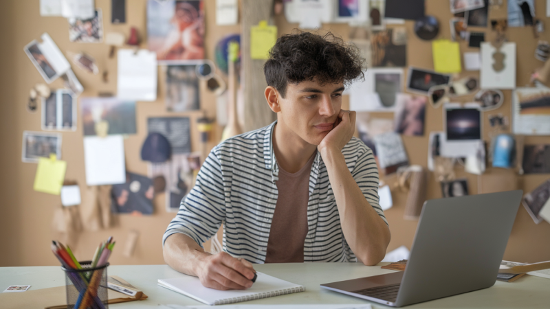 MYM Creator : Guide Complet pour Débuter et Réussir